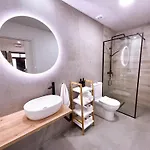 Апартаменты La Brisa Lofts *