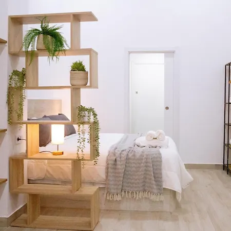 La Brisa Lofts *