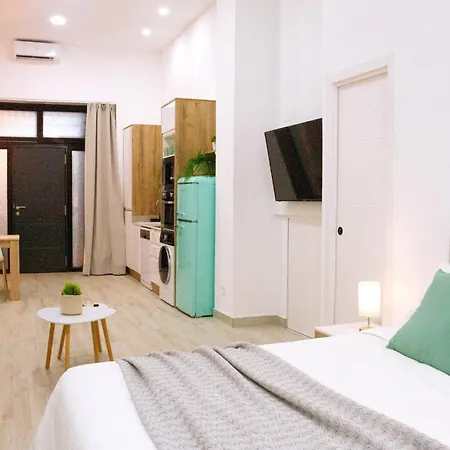 La Brisa Lofts