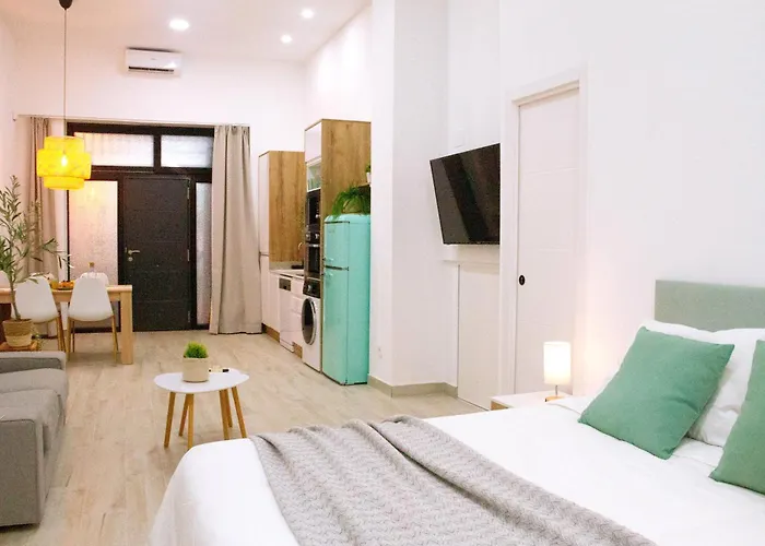 La Brisa Lofts